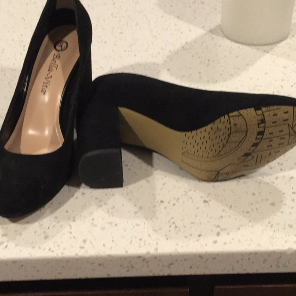 Bella~Vita Black Block Heel Pumps